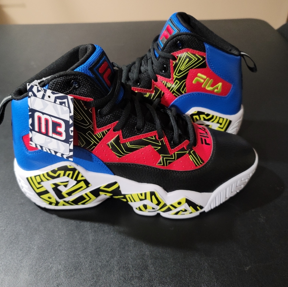 Jamal Mashburns MB Fila rare colorway. Brand new with tags. NO BOX.